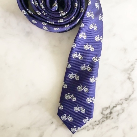 Mens Blue Tie with Bicycle print - Picture 4 of 7
